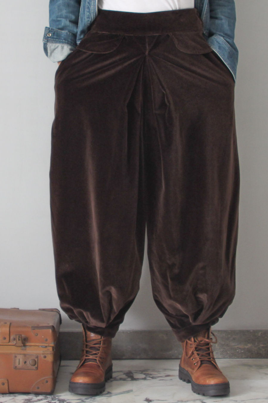 Pantaloni in velluto marrone